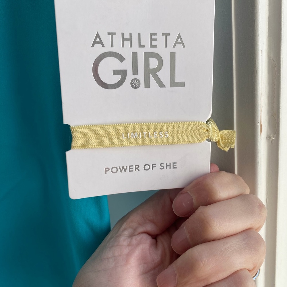 NEW WITH TAGS Athleta Girl Powervita Leggings